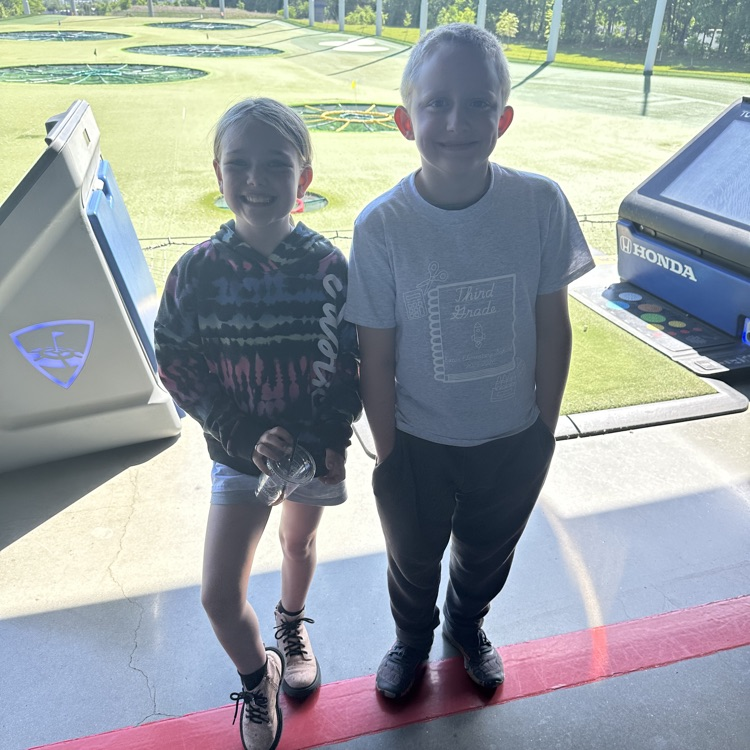 3rd grade top golf field trip 