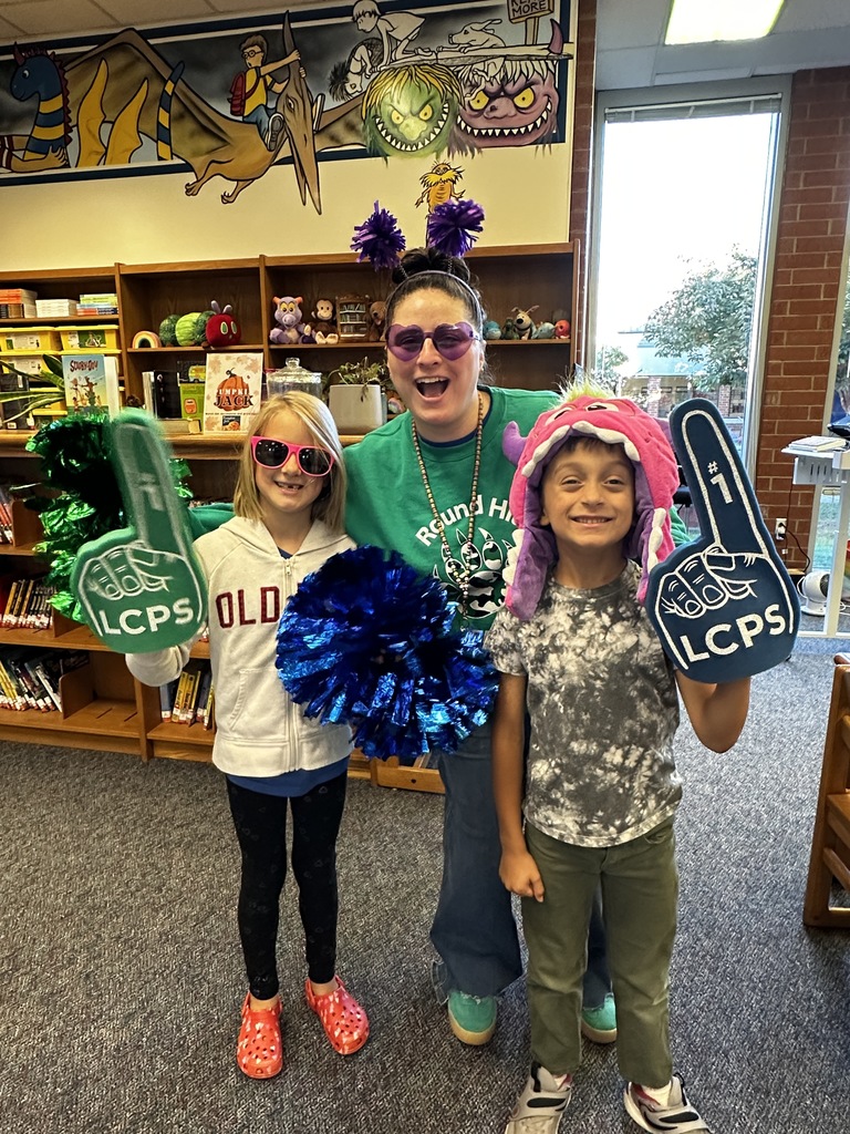 Librarian and students love LCPS Day