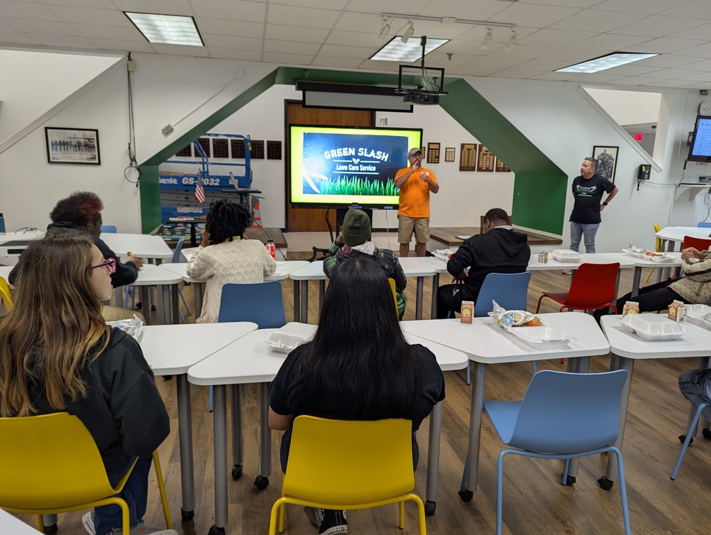 Presenter for Green Splash