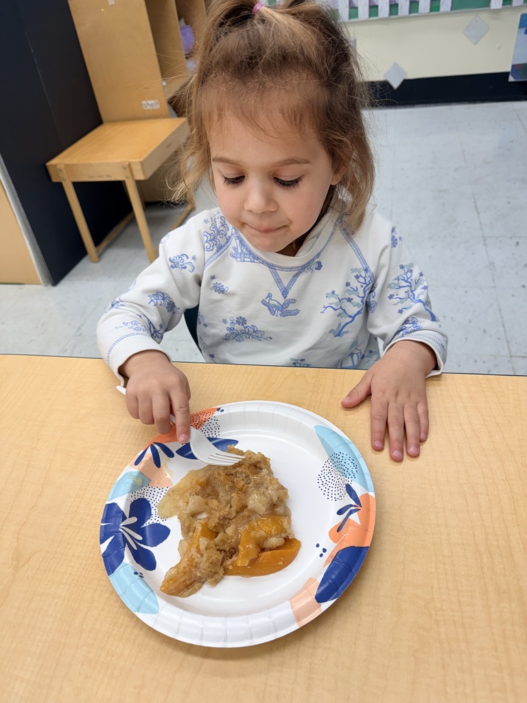 student eating homemade food 