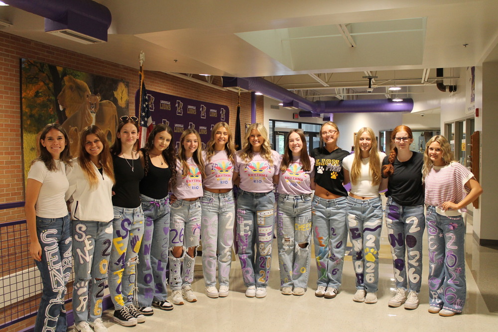 Class 2025-2026 girls jeans