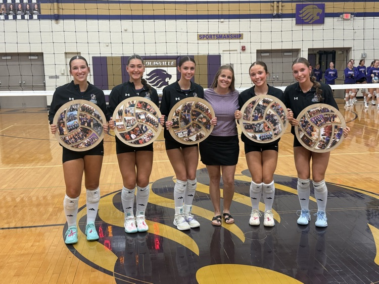 senior night volleyball 