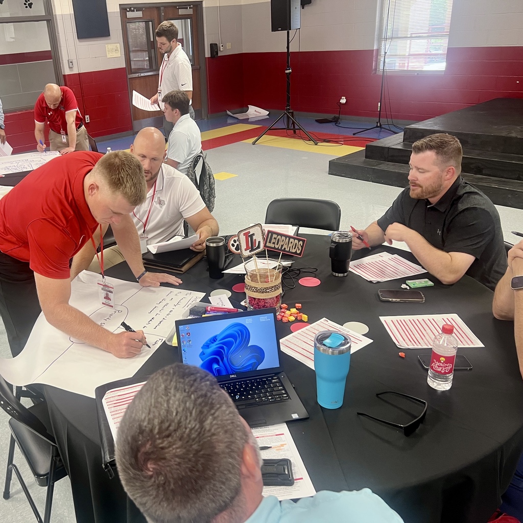 LISD Teachers working in groups at professional development