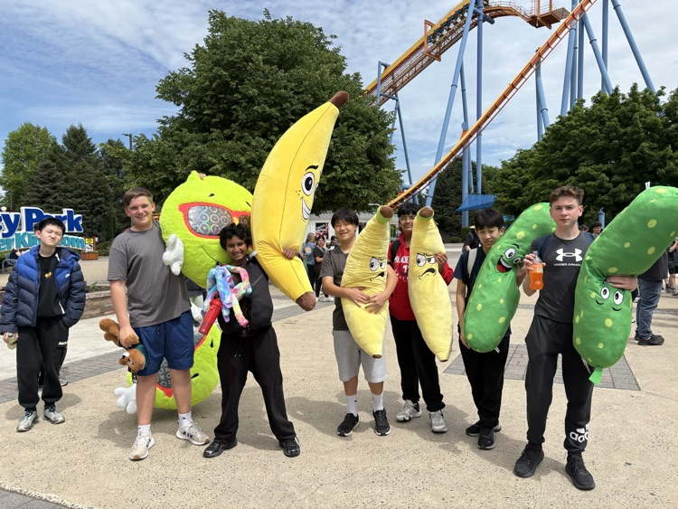 boys with stuffed prizes