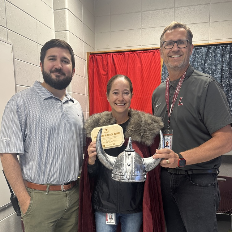 teacher receiving award