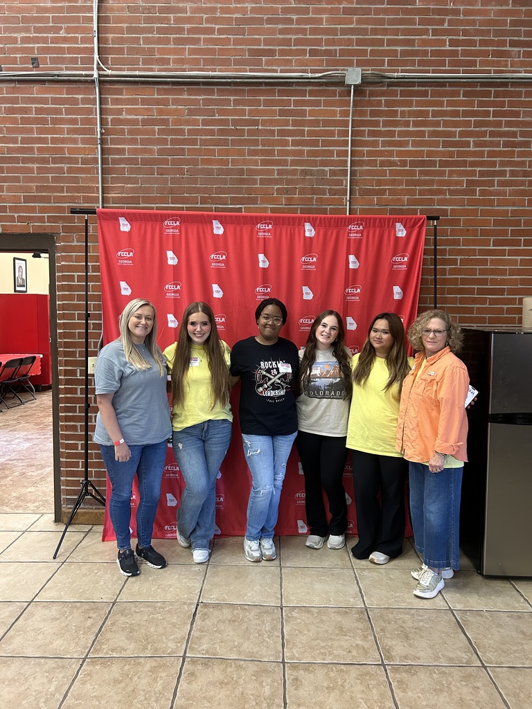 FCCLA students and sponsors at Discover Training