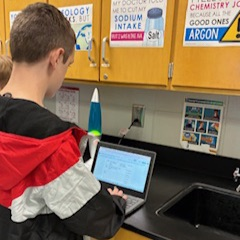students doing heat transfer lab