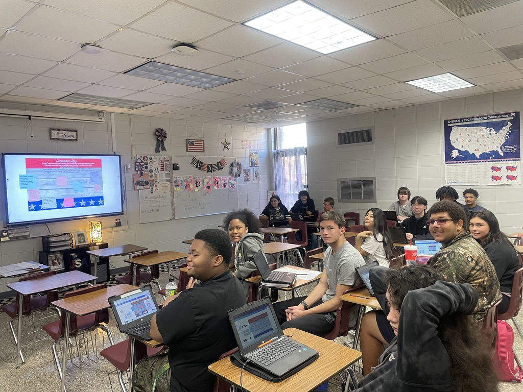 Students working on Constitution Day project