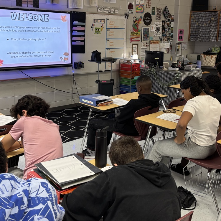 students reading and analyzing an article 