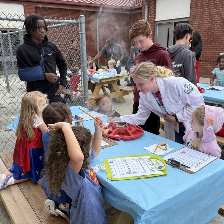 science lesson at Dewar