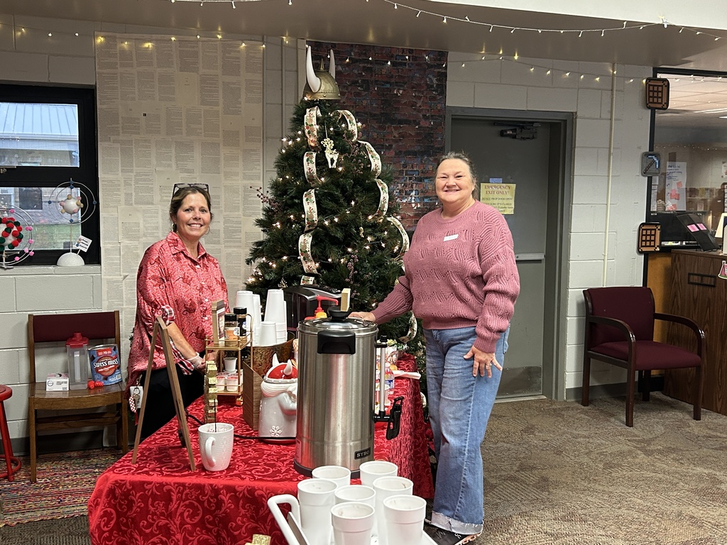 What a wonderful and successful morning we had for our "Principal and Pastries with Parents and Families: Guiding Students to Academic Success at LMS" event! 🥐 We loved seeing so many of you! Thank you for joining us in the Media Center at 8:15 A.M. to meet our leadership team. We hope you found the special Q&A session with administrators and counselors helpful in discussing crucial academic topics and the path to middle school success for your students. A huge thank you to the LMS Band! The festive holiday duet by two talented 8th-grade saxophone players was the perfect opening to our event. 🎷🎼 And, of course, thank you for enjoying the tasty holiday treats! We appreciate your partnership in making LMS a great place to learn and grow. Happy Holidays!