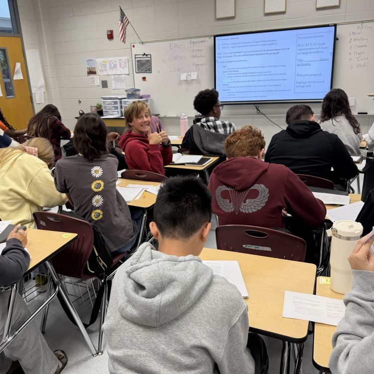 students working on interdisciplinary project