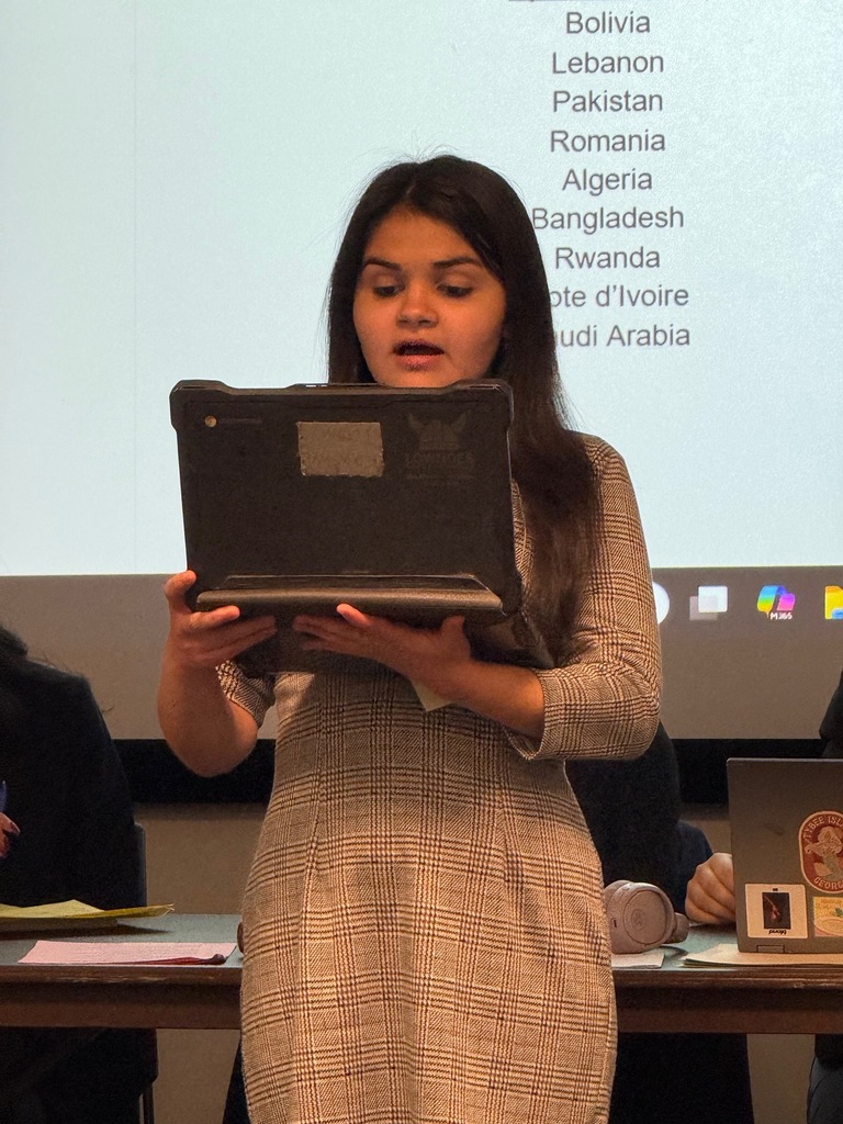 Model UN team member presenting