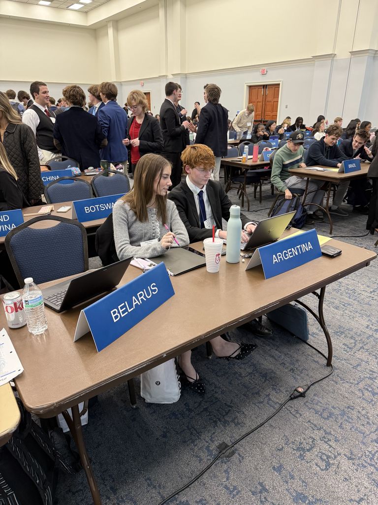 Model UN students representing Argentina