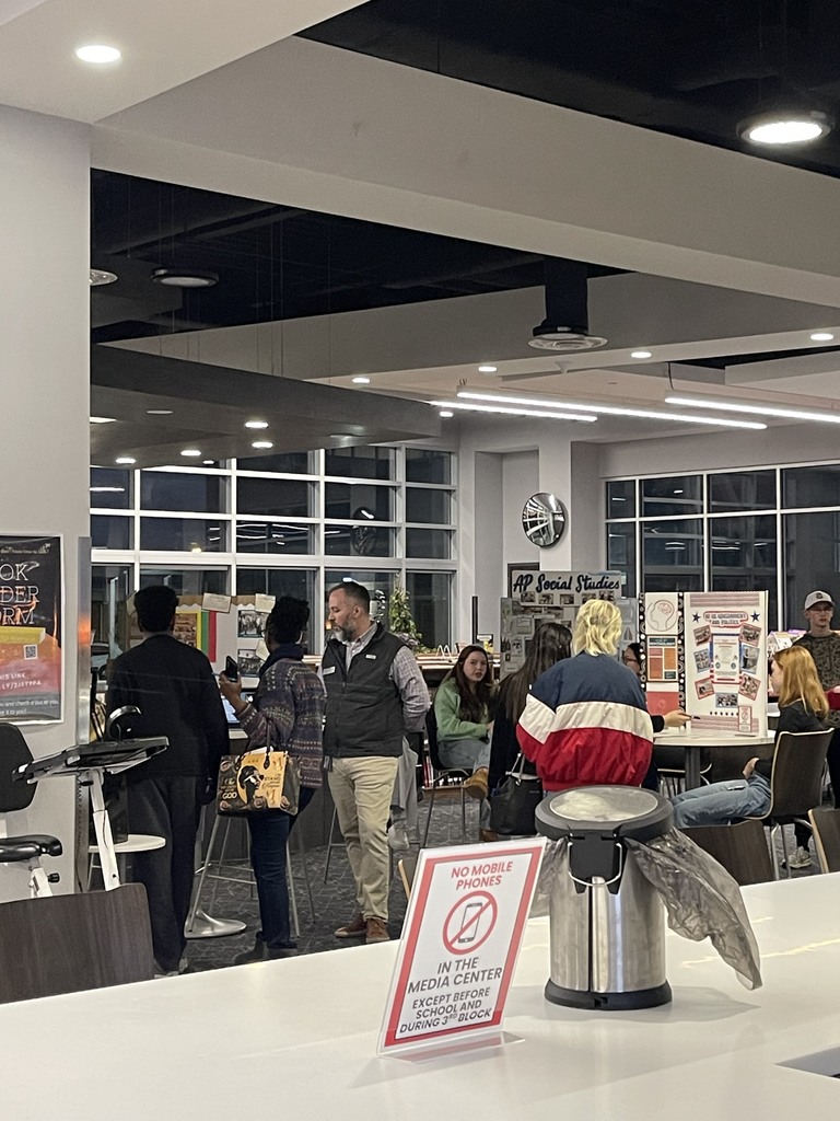 Families talking to the AP teachers