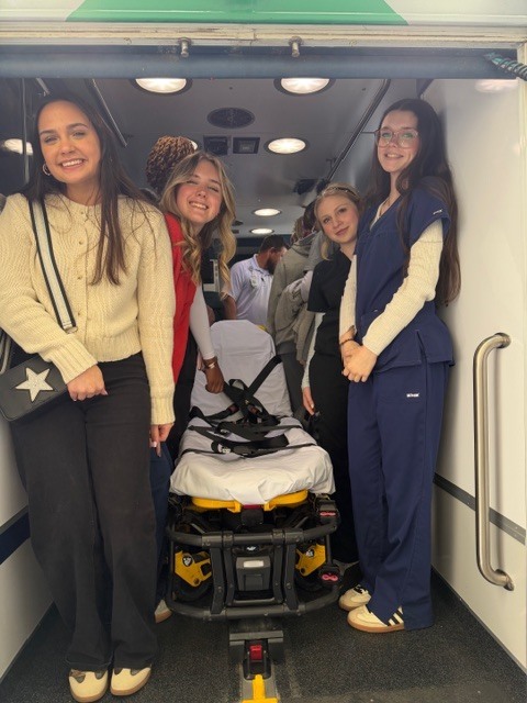 Allied Health students on tour of SGMC
