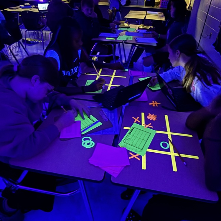 math glow games 