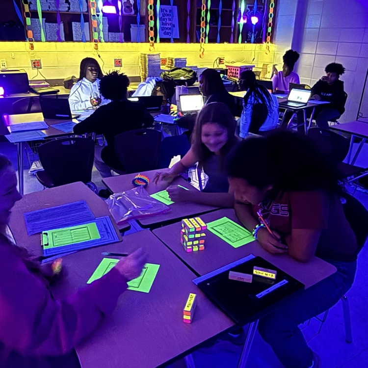 math glow games 