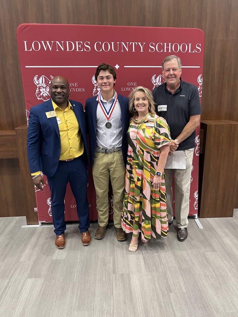 Holden with Principals and Kiwanis leaders