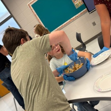 students cooking 