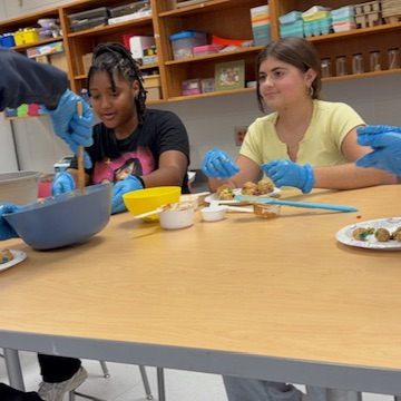 students cooking 
