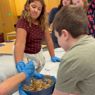 students cooking 
