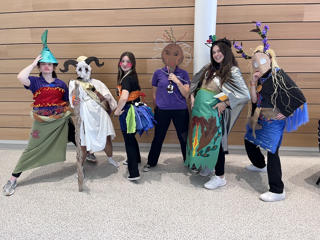 AP art students costumes