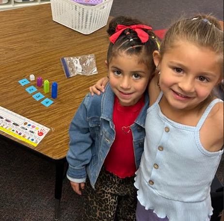 Kindergarten students building numbers