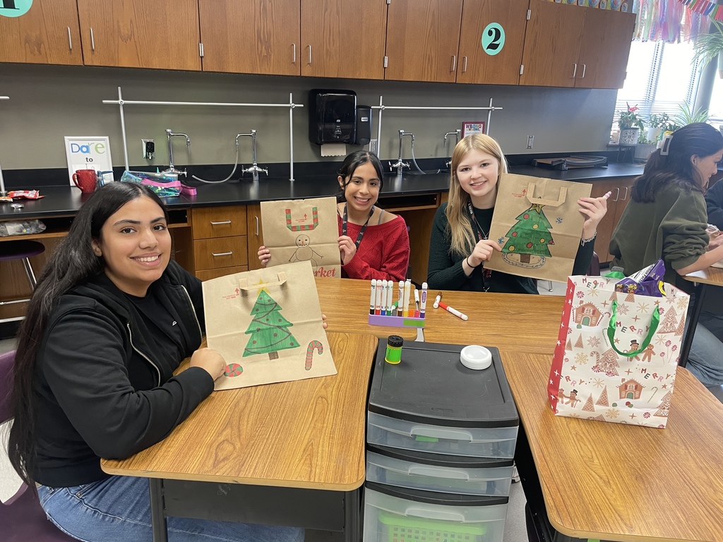 AE Day Activities: service learning, crafts, and future workshops