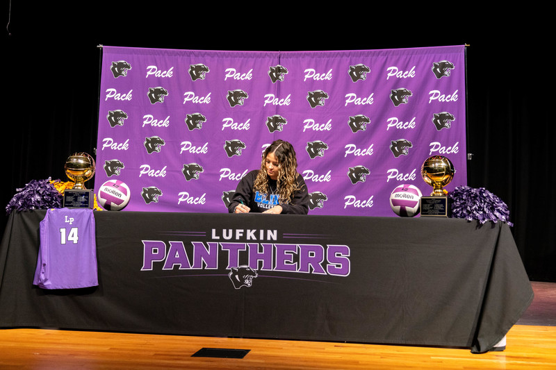 Feb LHS Athletic Signing