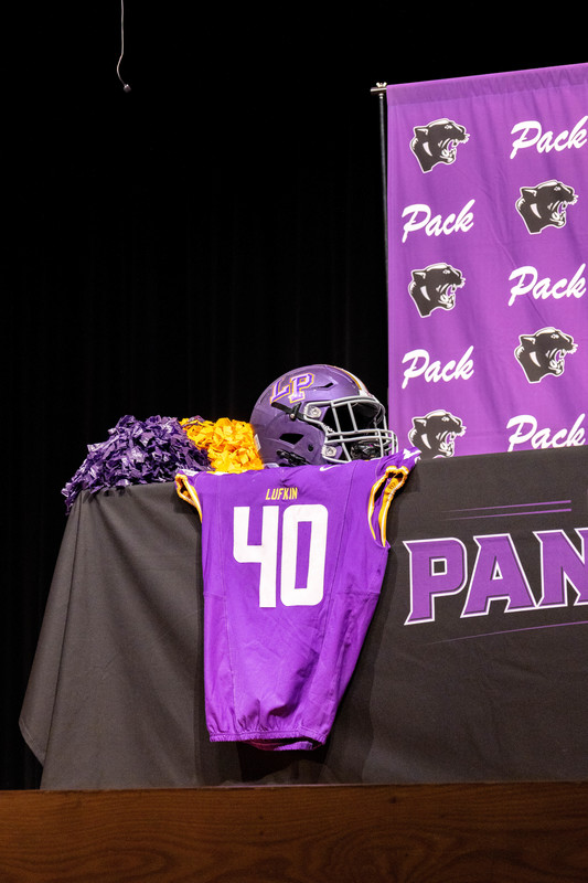 Feb LHS Athletic Signing