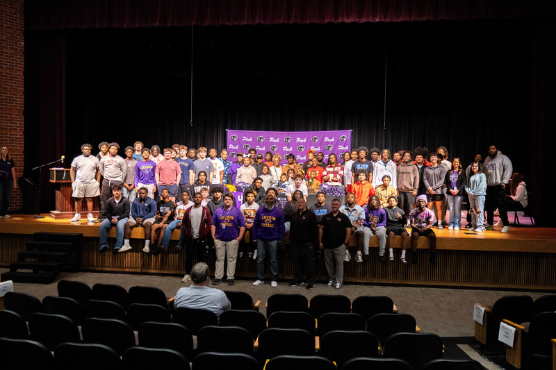 Feb LHS Athletic Signing