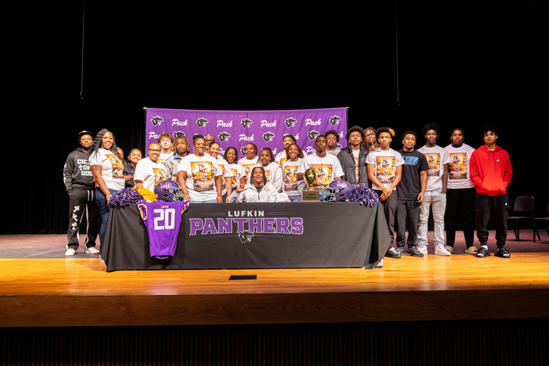 Feb LHS Athletic Signing