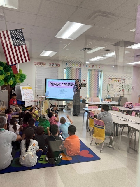 kinder students