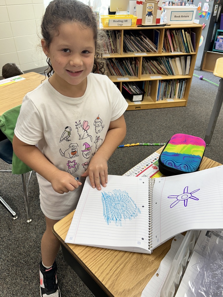 Mrs. Schomacker's 2nd graders were busy last week playing the money exchange game in math class as well as exploring Lyrics 2 Learn. Lyrics2Learn is a music and video based reading comprehension and reading fluency program developed by teachers to improve reading skills and the students love it!