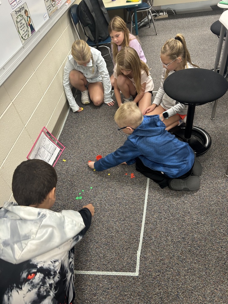 3rd graders learned about life in the past during social studies last week. They wrapped up chapter 1 with some old school games like jacks, Pick Up Sticks, Tiddlywinks, and hopscotch.