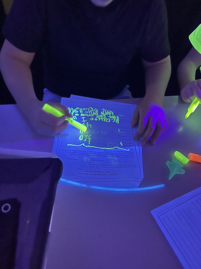 4th grade math review glow day