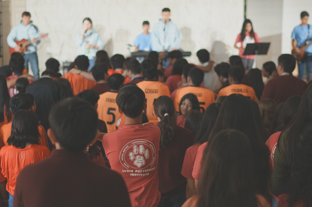 Orange you glad we stand against bullying? 🍊🧡 Students wore orange to show their support for kindness, acceptance, and inclusion! 🧡🧡🧡🧡🧡 #UnityDay #BeKind #NoPlaceForHate #KindnessCounts #AntiBullying