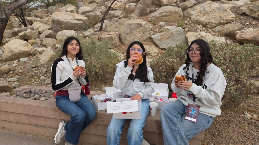 Our younglings attended the Young Achievers Forum yesterday and left inspired to dream bigger and aim higher. Higher education, here we come! ✨📚 ¡Sí se puede!