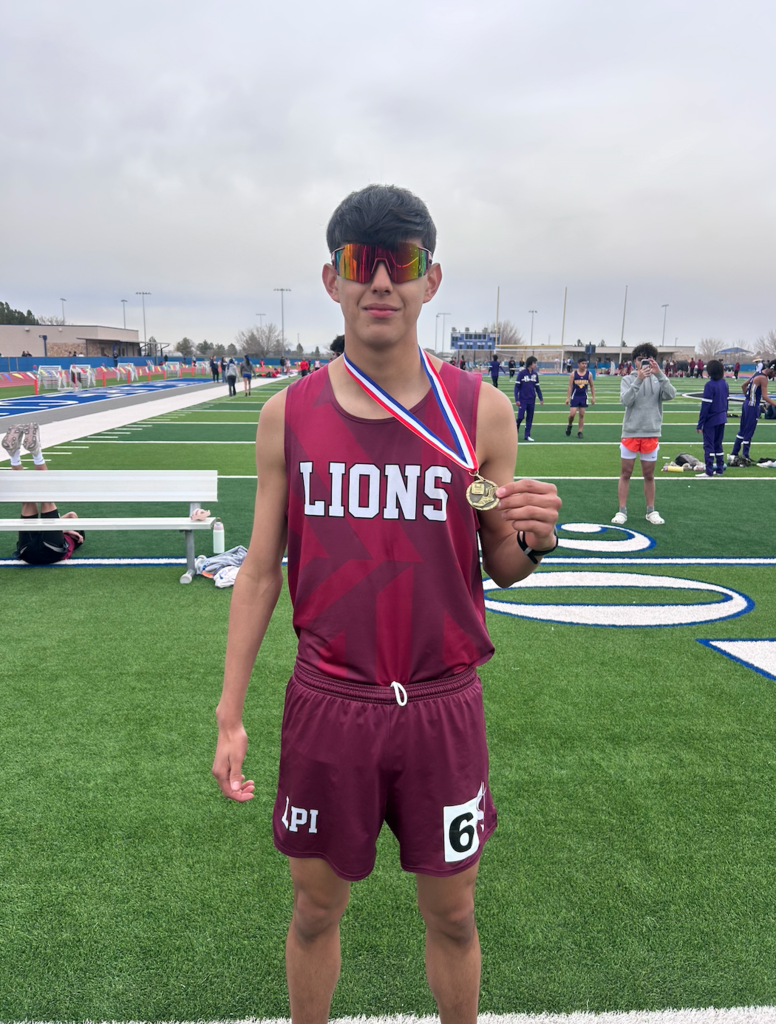 Clint Track & Field Meet highlights:  Fernando Manriquez — 🥇 1st Place, Varsity 400m  Maria Jose Lopez — 🥉 3rd Place, Open 3200m  Proud of our athletes—let’s roar, Lions! 💪🏽🏃‍♂️🏃‍♀️