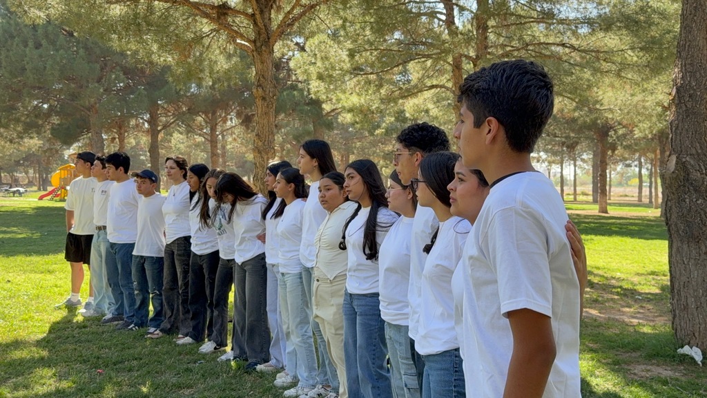 The Lydia Patterson Institute Lay Ministry had the honor of hosting this month’s Ligas Unidas gathering, welcoming over 200 participants for an evening of faith, fellowship, and fun 🙌✨ We’re grateful for our incredible students who led with passion 💙, our supportive parents, and the Methodist churches of Juárez and their youth leaders for their partnership in ministry 🤝 God is moving among our youth, and we look forward to all He will continue to do through gatherings like these 🔥🙏