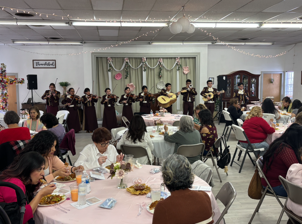LPI’s Mariachi brought music, joy, and corazón to Emmanuel UMC’s Madre e Hija banquet 💐🎶 A beautiful early celebration of Mother’s Day filled with love, laughter, and unforgettable moments. 💖