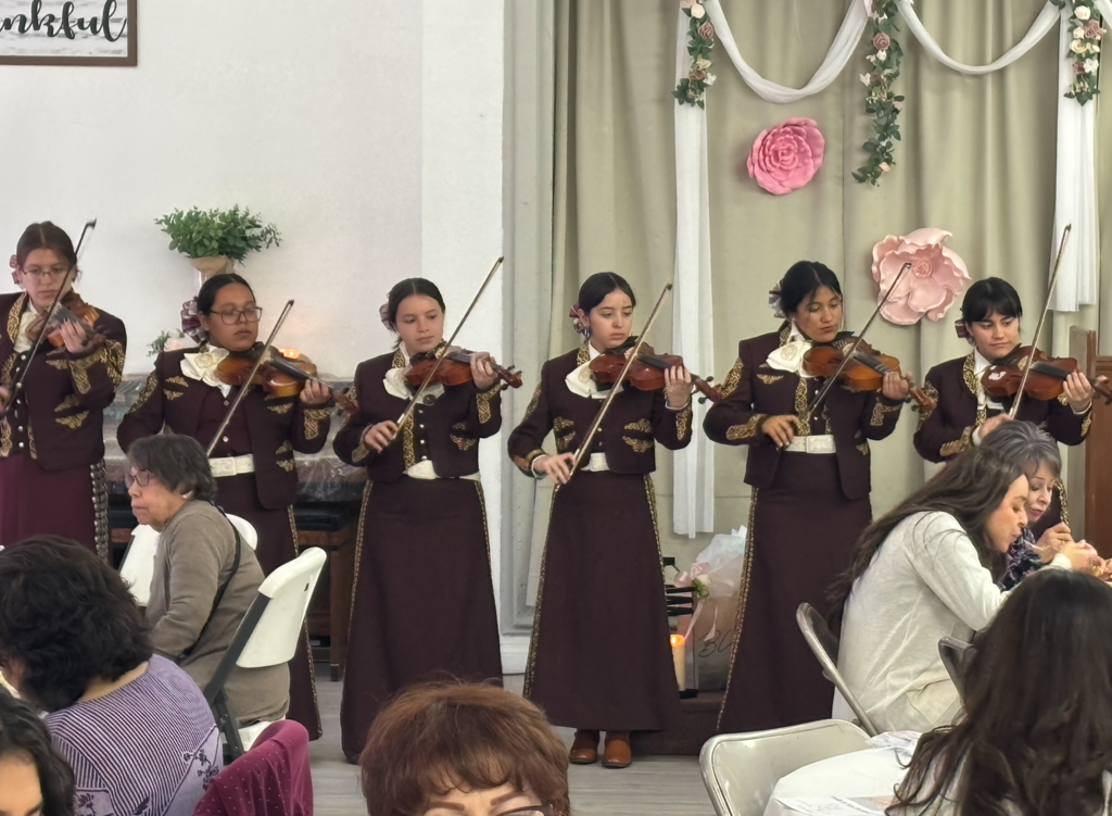 LPI’s Mariachi brought music, joy, and corazón to Emmanuel UMC’s Madre e Hija banquet 💐🎶 A beautiful early celebration of Mother’s Day filled with love, laughter, and unforgettable moments. 💖