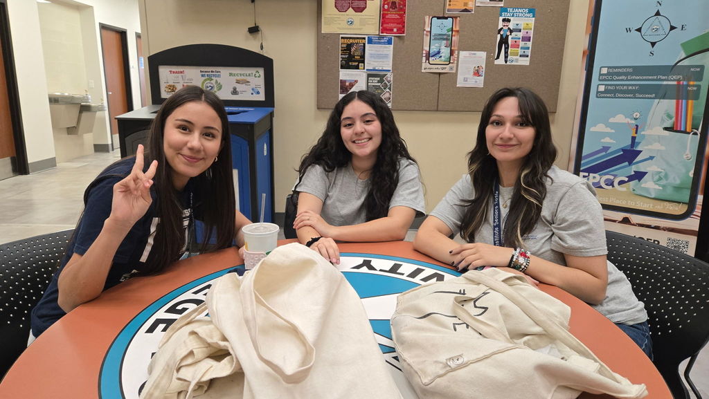 🎓 Senior adventures before graduation! From getting their IDs at El Paso Community College to exploring the El Paso Holocaust Museum & Study Center, our seniors are making memories every step of the way! 🎉