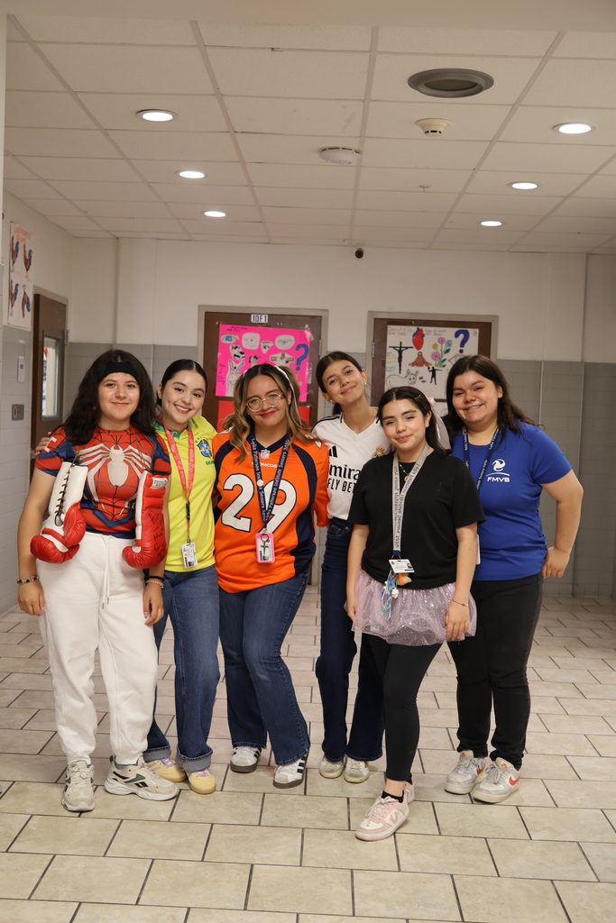 Seniors showing up dressed as their favorite athletes—bringing the energy, the legends, and the style that makes champions. Who did it best? 👀