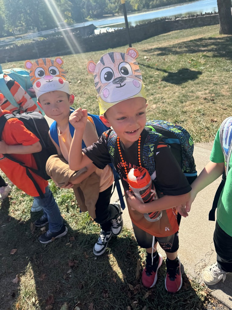 students waiting for parade to begin