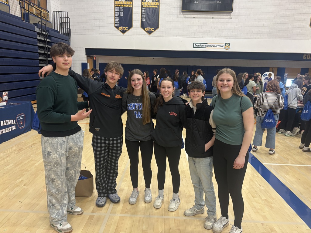 students at a health careers fair