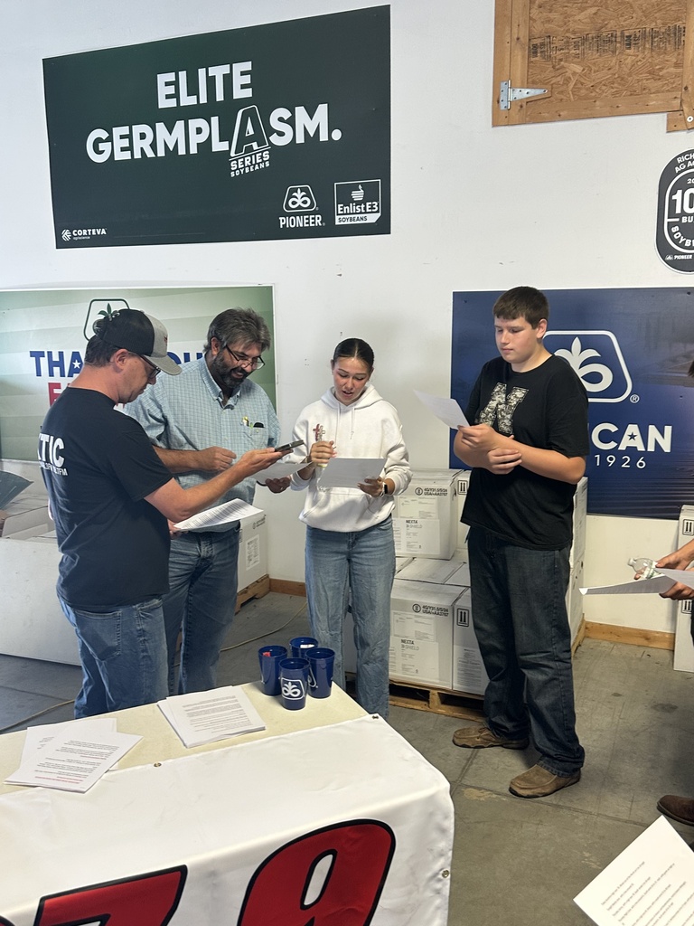 Richards Ag Agency Student Field Day