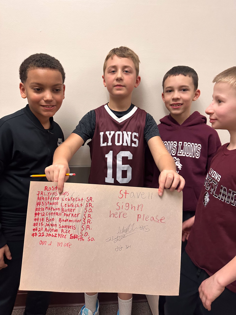 Varsity Boys Basketball head to the state tournament