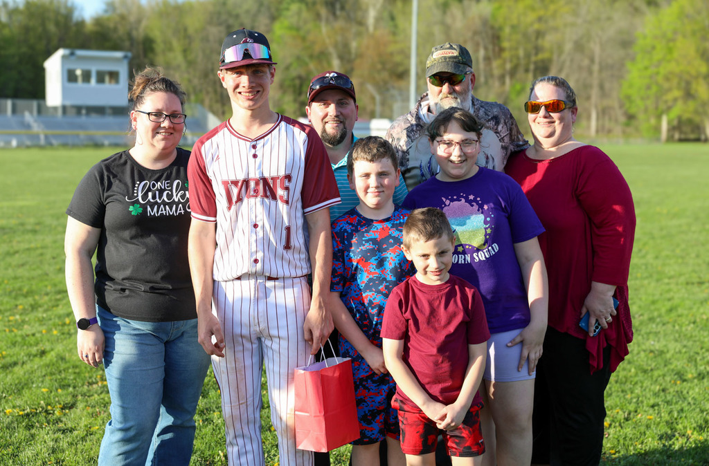 baseball family 5